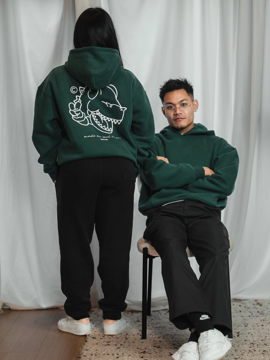 THE SIGNATURE — Hoodie