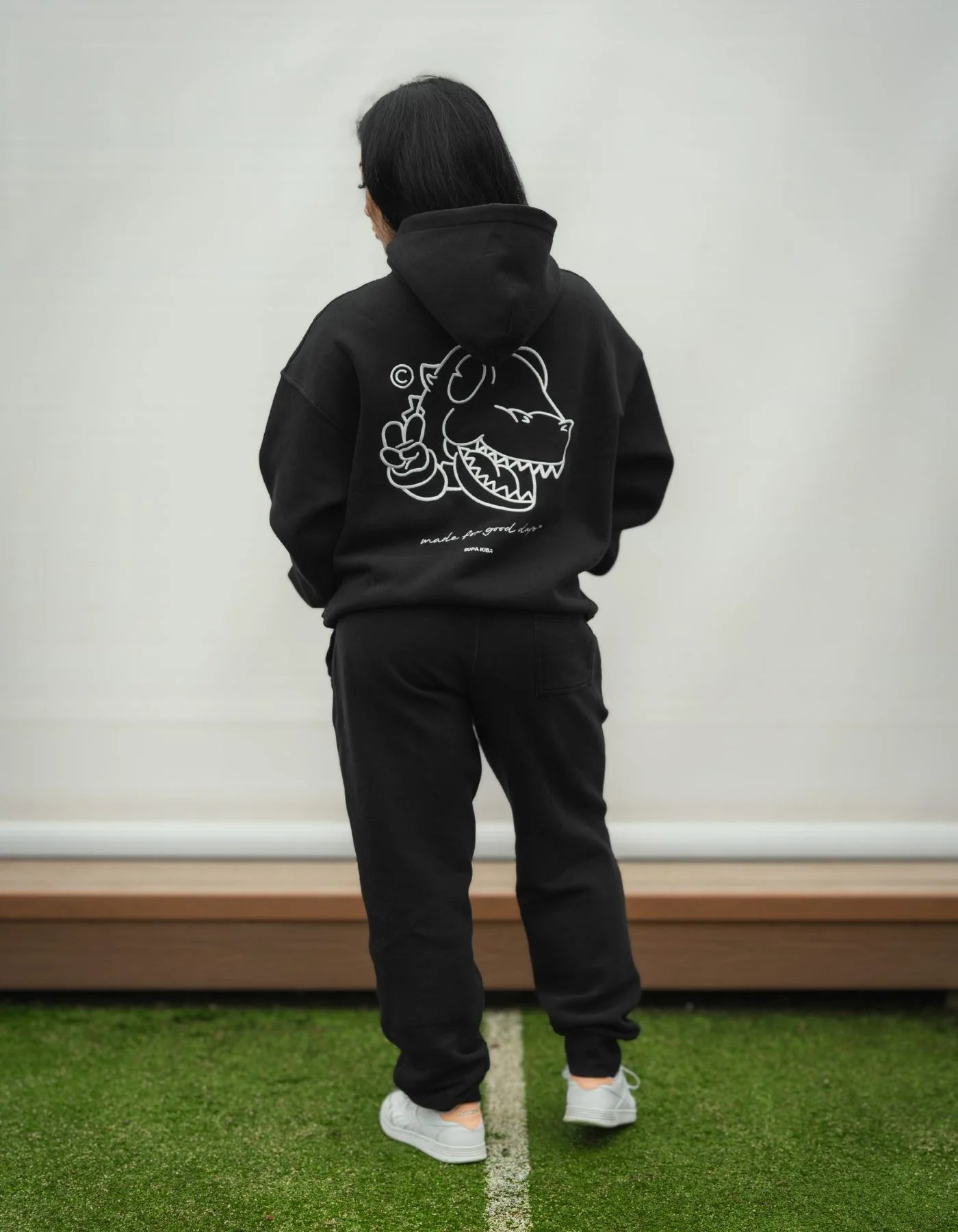 THE SIGNATURE — Hoodie