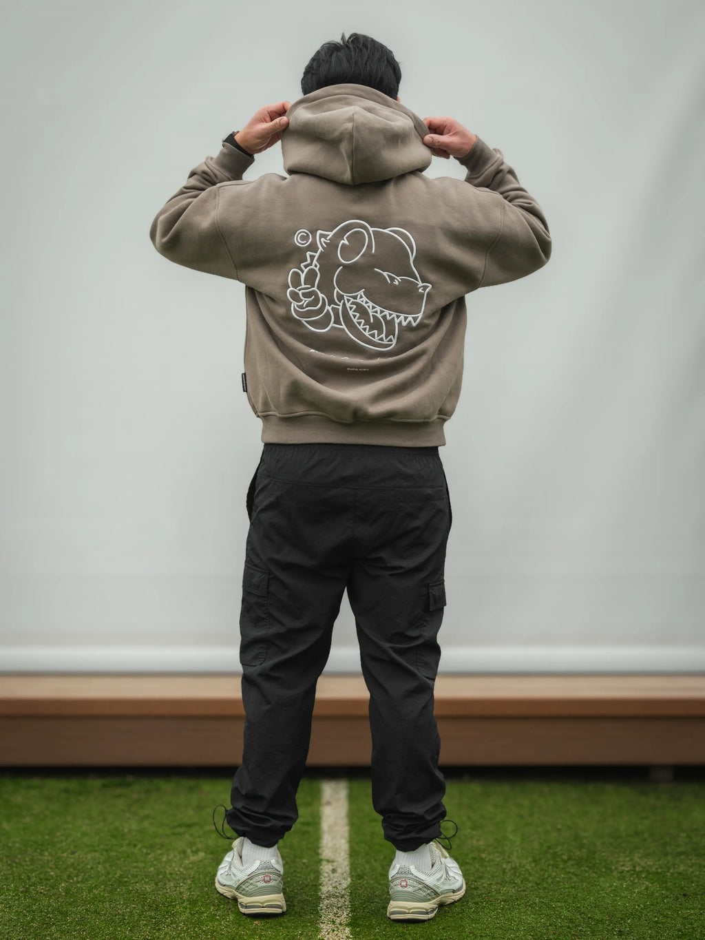 THE SIGNATURE — Hoodie