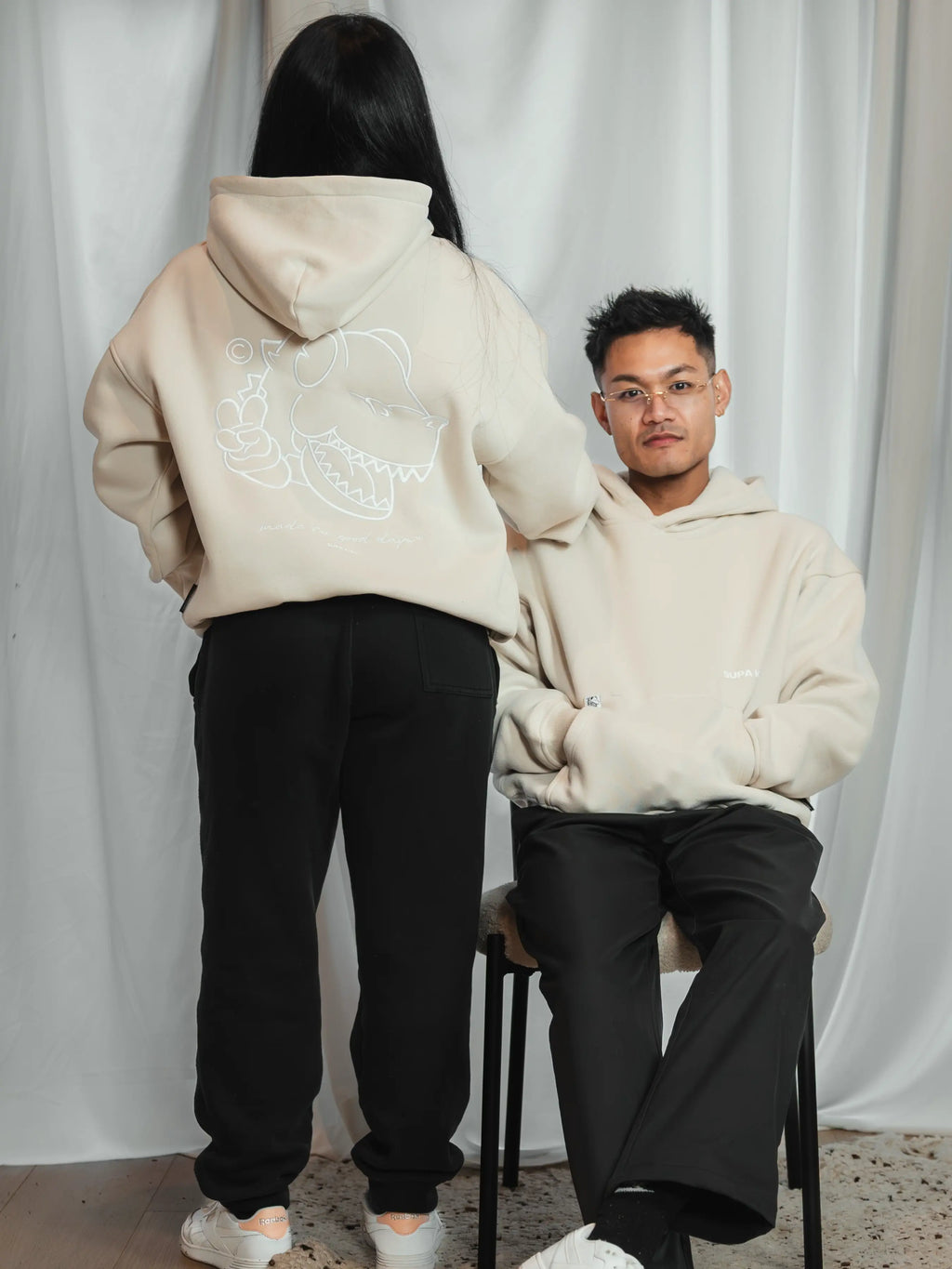 THE SIGNATURE — Hoodie