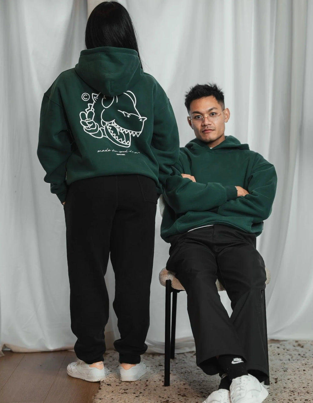 THE SIGNATURE — Hoodie