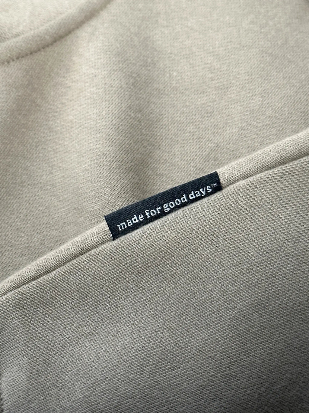 THE SIGNATURE — Hoodie