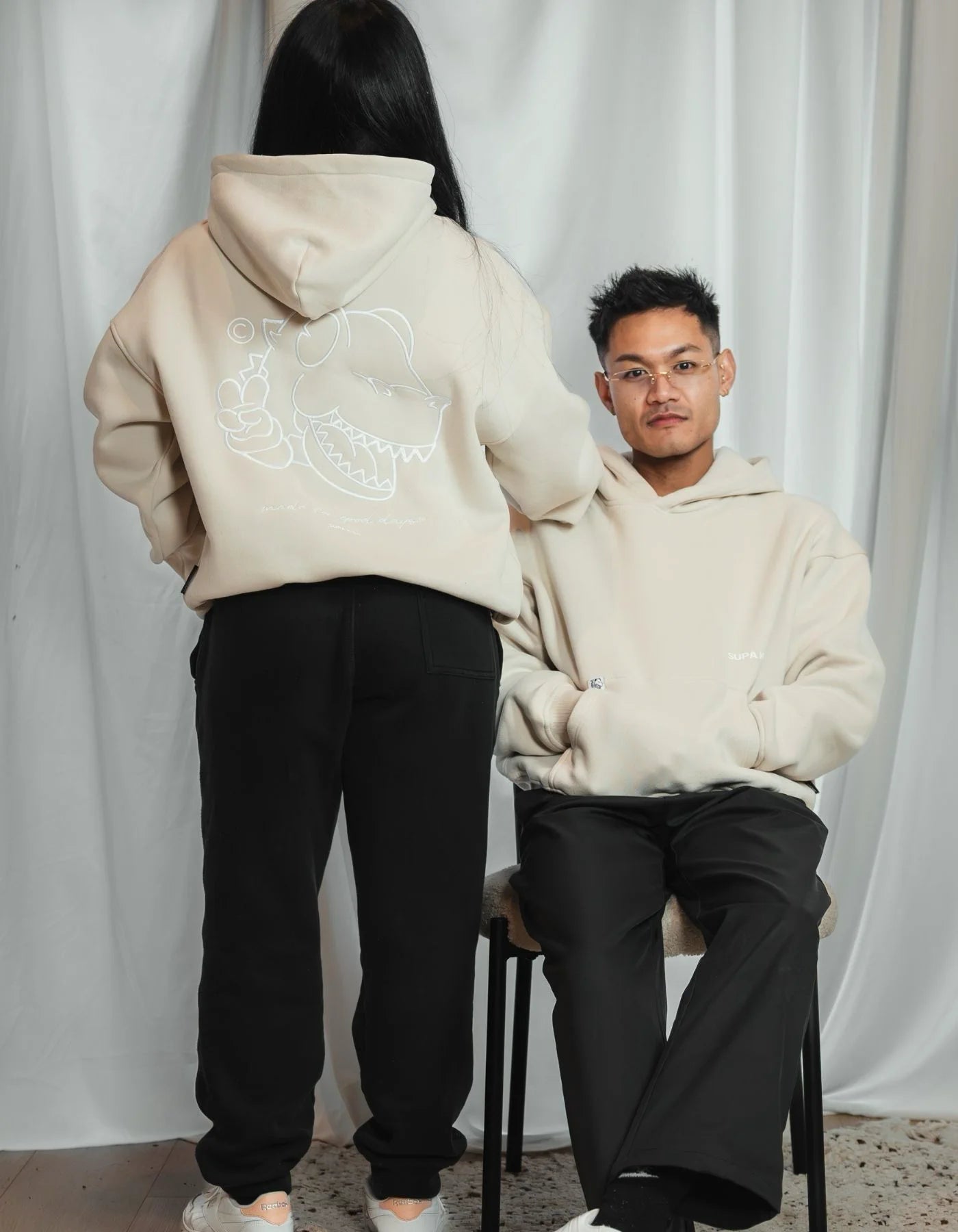 THE SIGNATURE — Hoodie